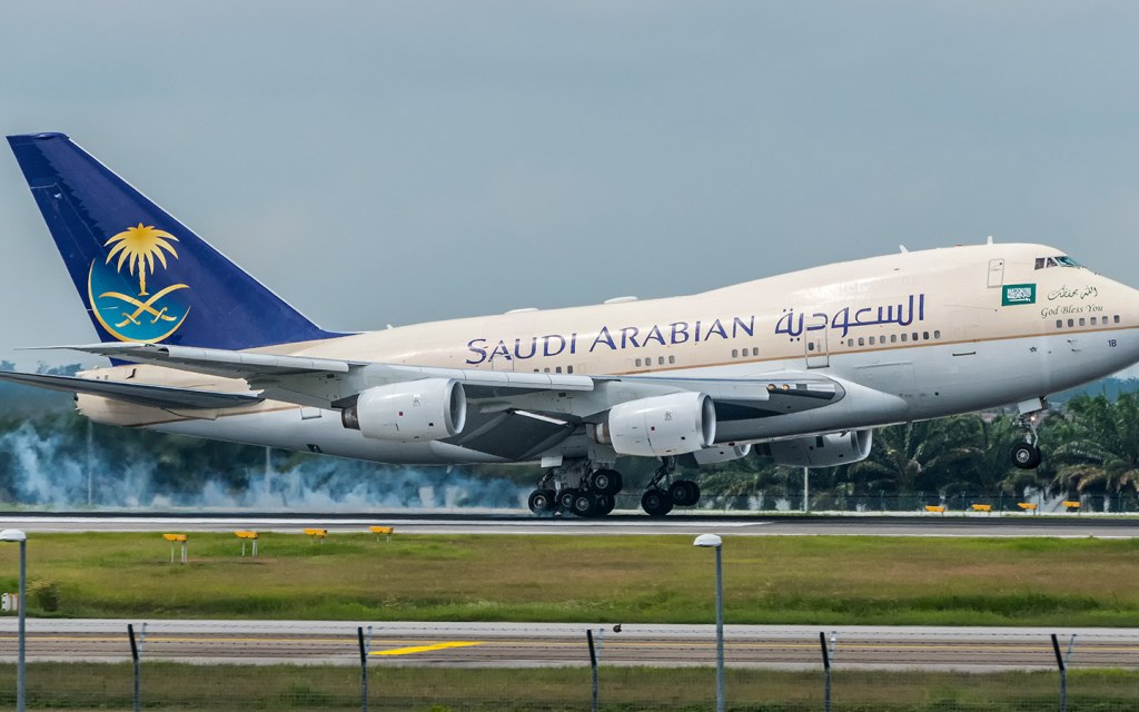 طيران السعودية
