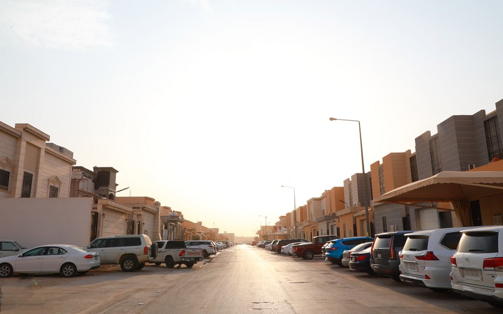 أفضل وسيط عقاري معتمد في الرياض 2026: الدليل الشامل لاختيار الوسيط المناسب بثقة وأمان https://blog.bayut.sa/uploads/2021/06/%D9%81%D9%84%D9%84-%D8%A7%D9%84%D9%85%D9%88%D9%86%D8%B3%D9%8A%D8%A9AR06272021-1024x640.jpg