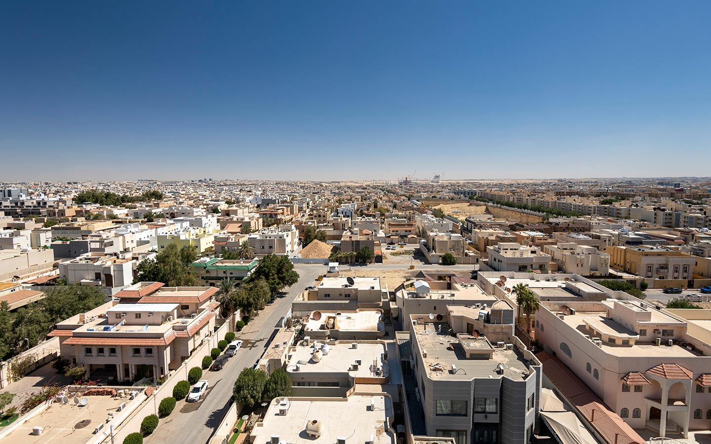 شقق عزاب للايجار في ظهرة لبن