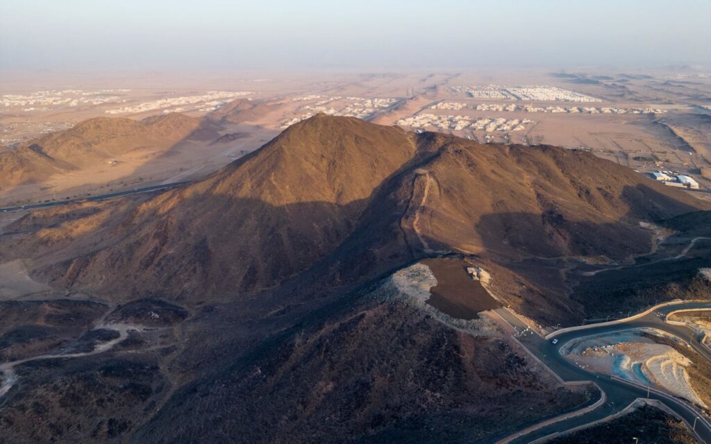 جبل السمراء في حائل