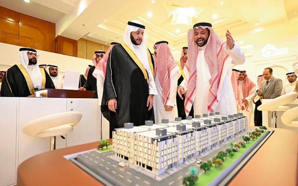 معرض العقار والديكور ومواد البناء