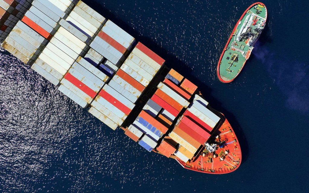 خدمات النقل البحري