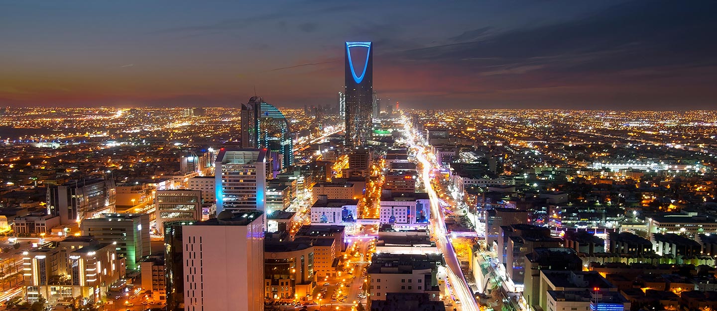 الاستثمار في الطاقة والمياه والبنية التحتية