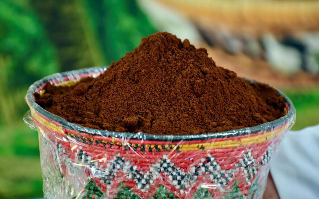 قهوة نواة تمر البياض