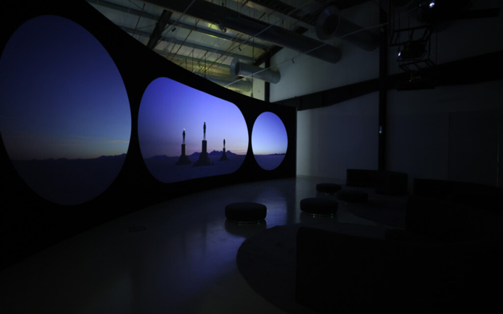 معرض Bienalsur 2025