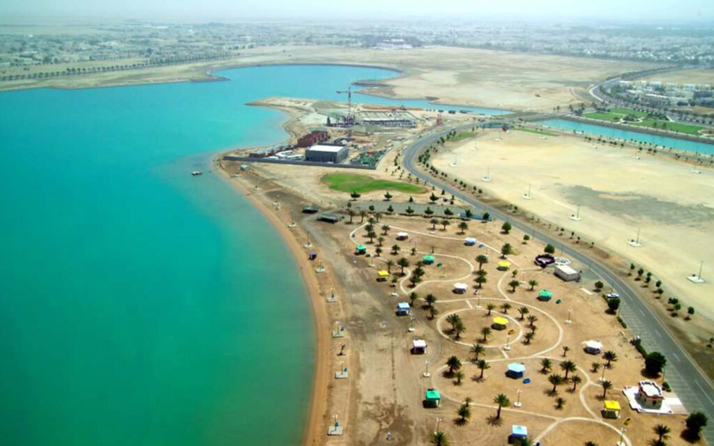 شاطئ الرايس