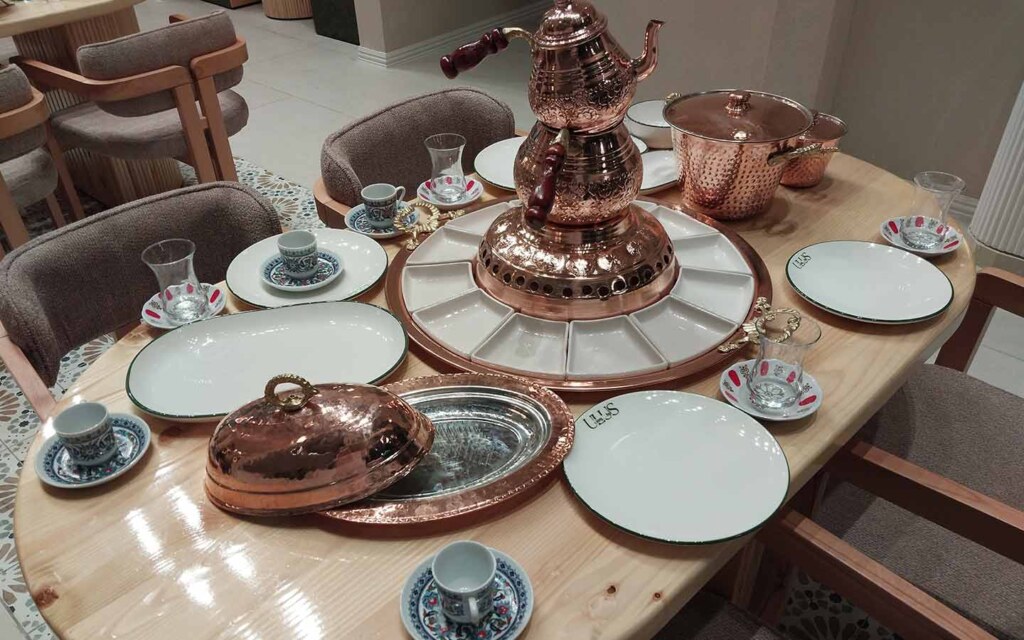 الهوية البصرية للمطعم