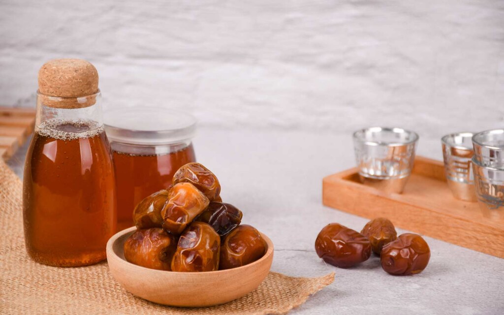 مهرجان العسل والتمر