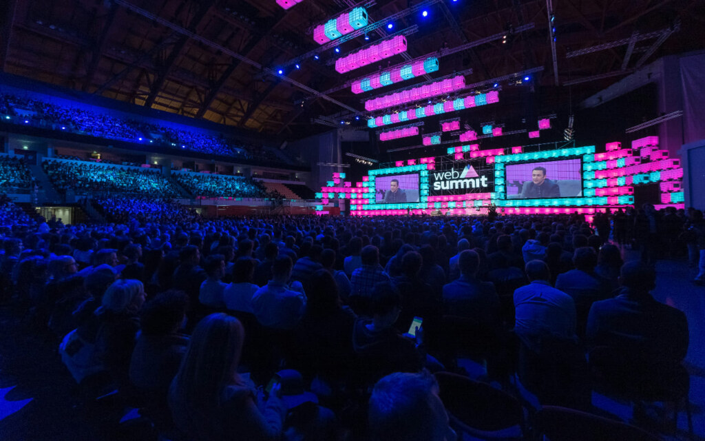 فعاليات قمة الويب