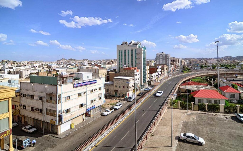 الخدمات في الطايف