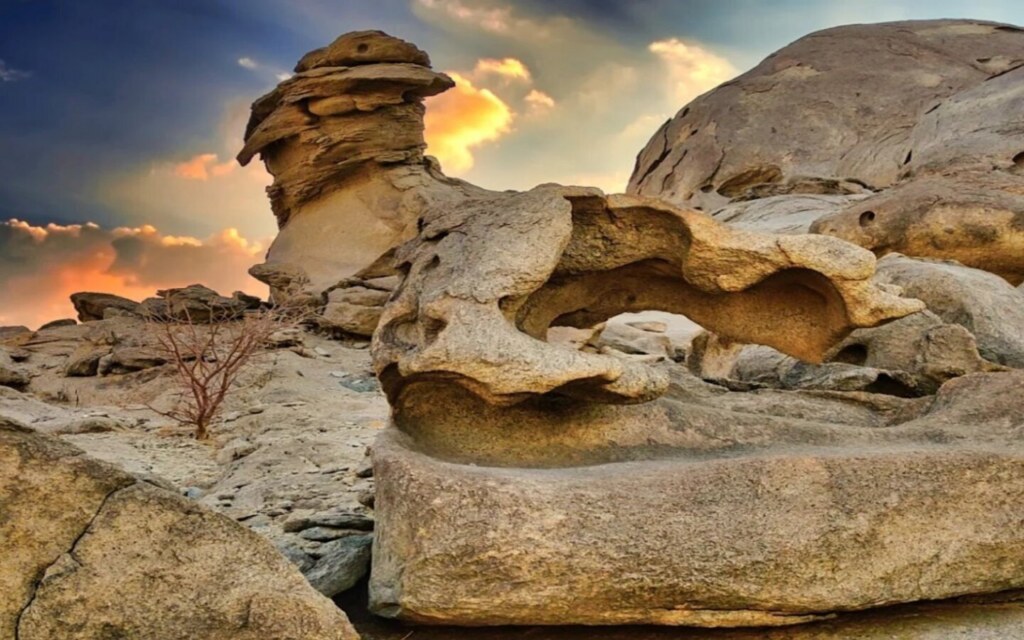 جبل القمر في جدة