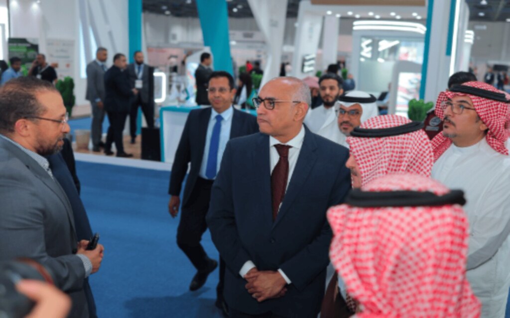 فعالية صناعة الورق