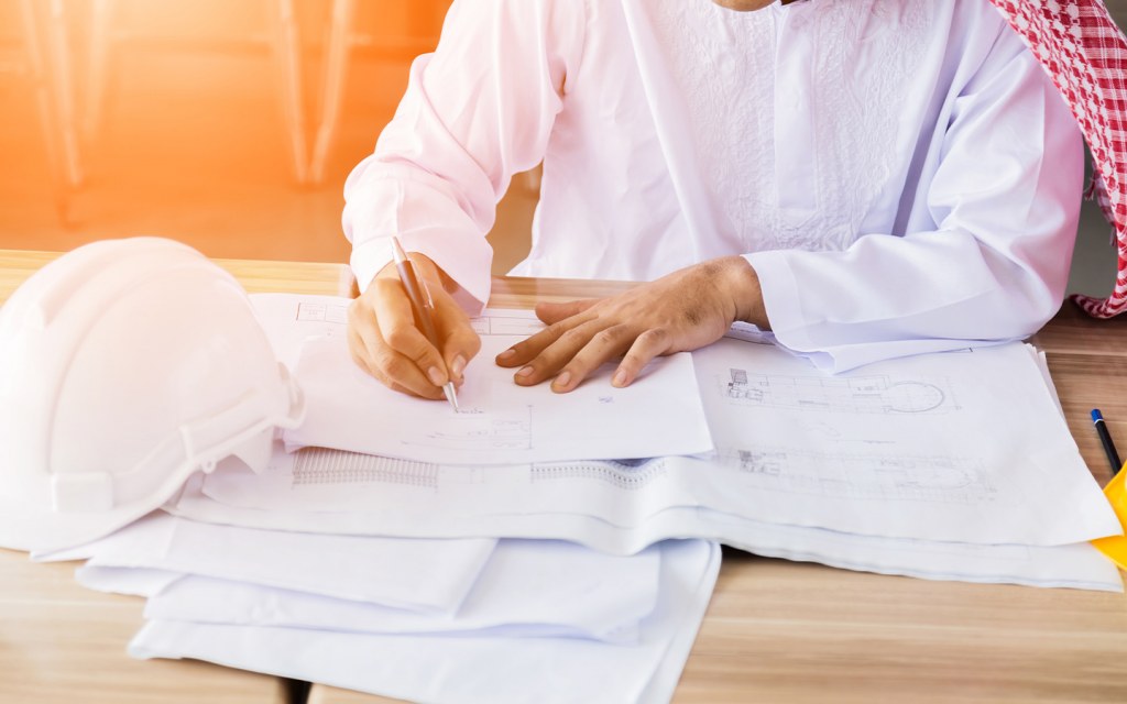 إسقاط رسوم رخص العمل