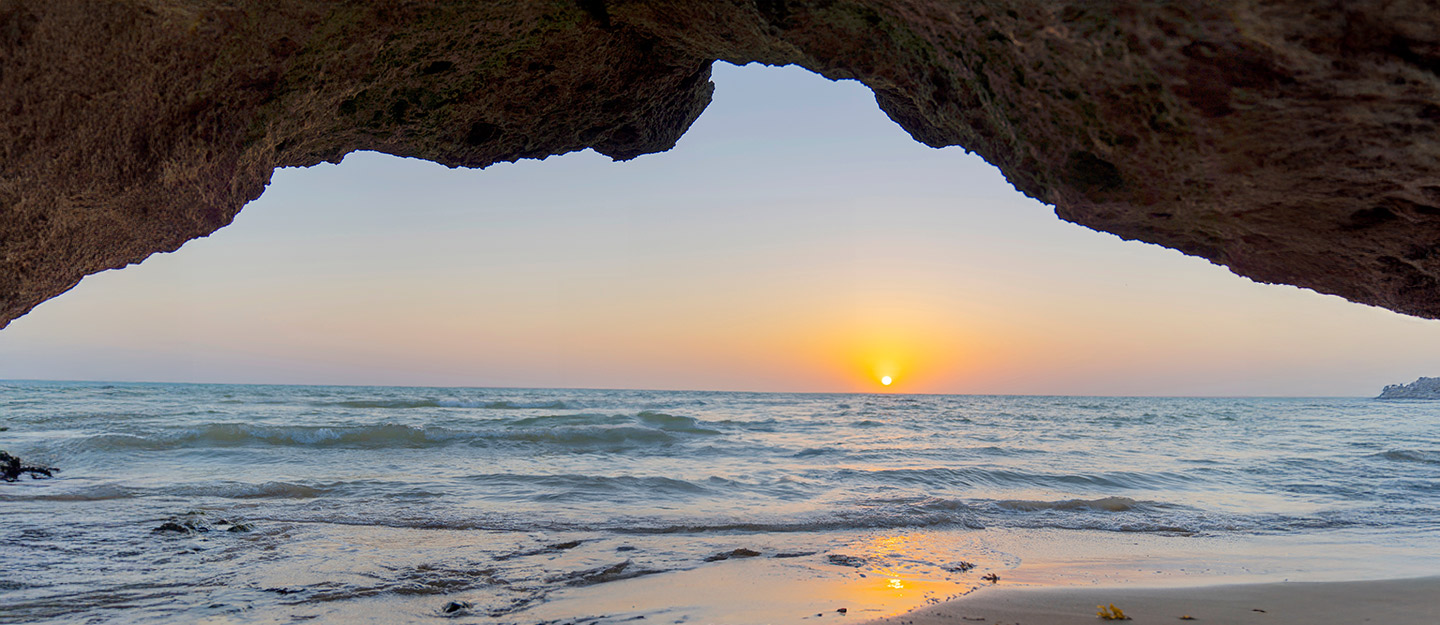 شواطئ محافظة الوجه