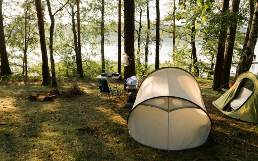 موسم التخييم عيش الطبيعة