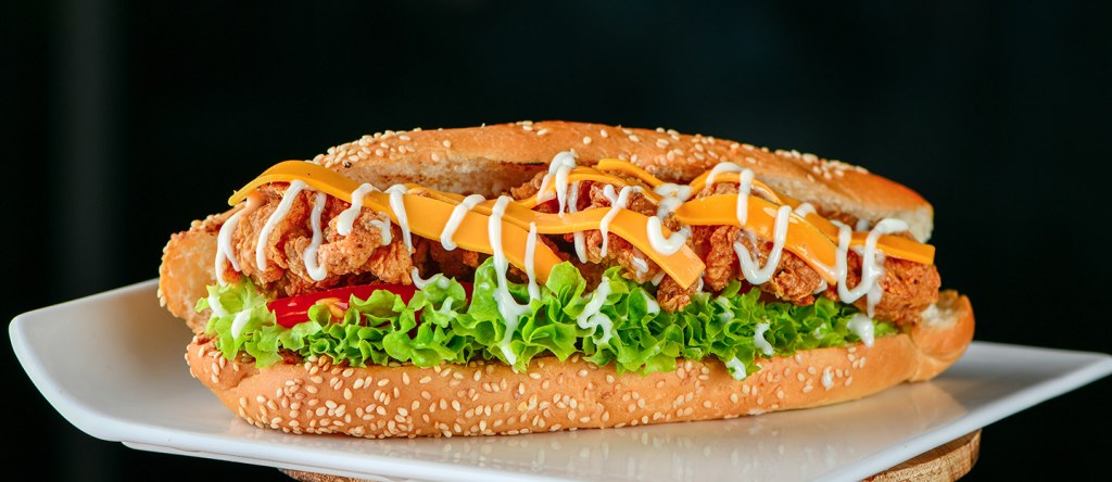 الاستثمار في المطاعم السحابية في السعودية