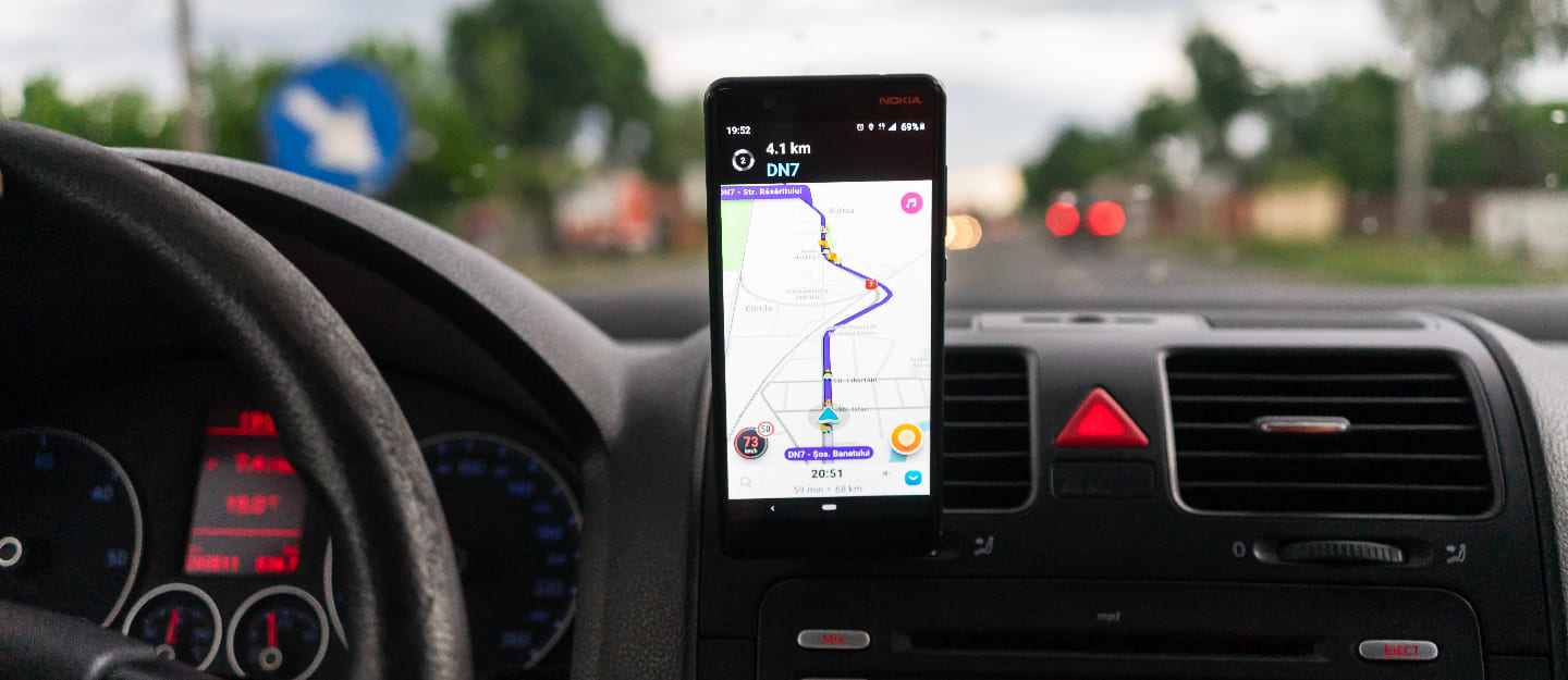 الاستثمار في تطبيقات نقل الركاب