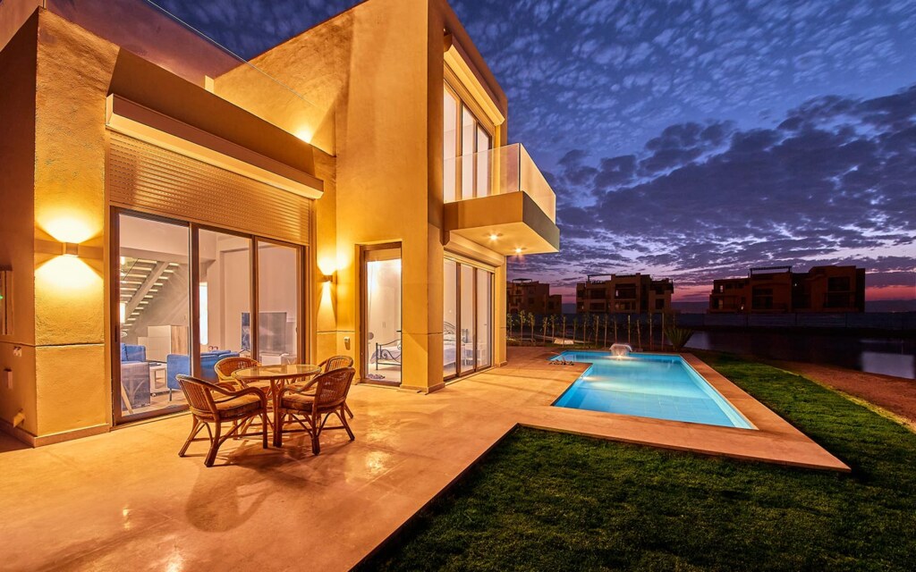Living in a villa in Riyadh