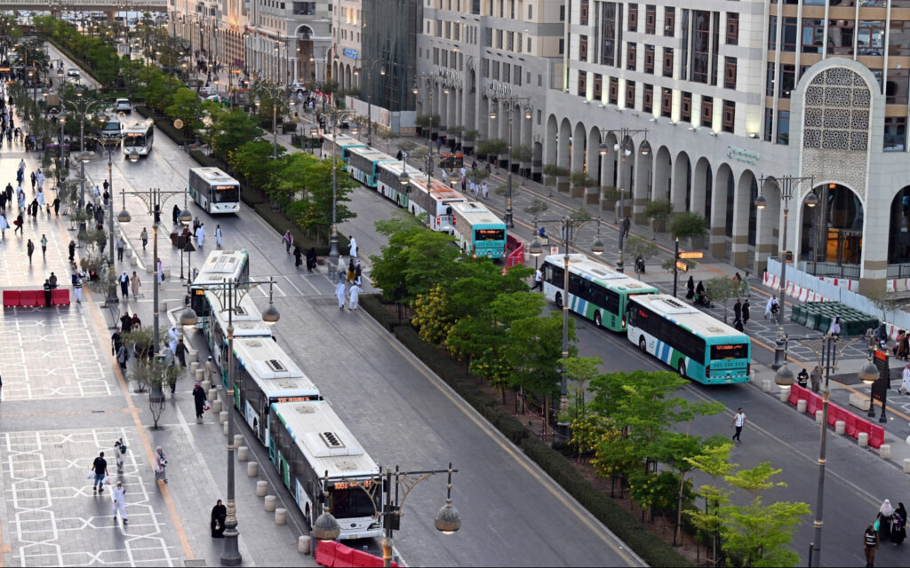 فرصة استثمارية لتشغيل حافلات سياحية